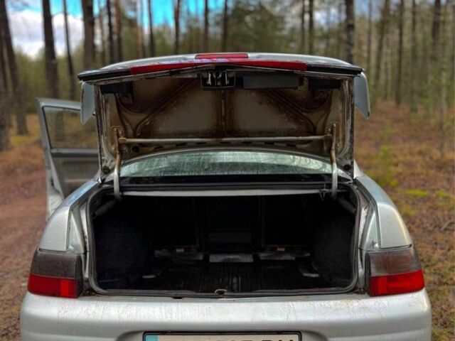 Сірий ВАЗ 2110, об'ємом двигуна 1.5 л та пробігом 180 тис. км за 1185 $, фото 9 на Automoto.ua