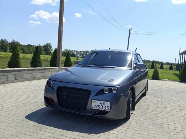 Серый ВАЗ 2110, объемом двигателя 1.5 л и пробегом 280 тыс. км за 2700 $, фото 2 на Automoto.ua