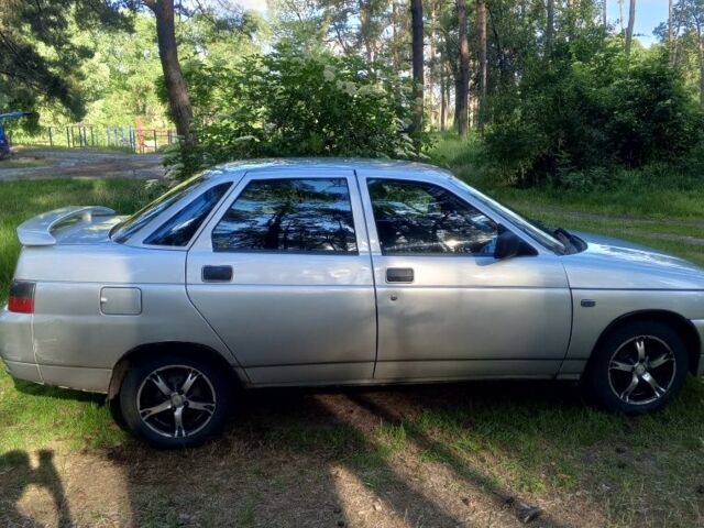 Серый ВАЗ 2110, объемом двигателя 1.5 л и пробегом 376 тыс. км за 1300 $, фото 6 на Automoto.ua