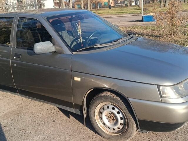 Серый ВАЗ 2110, объемом двигателя 1.5 л и пробегом 223 тыс. км за 1450 $, фото 1 на Automoto.ua