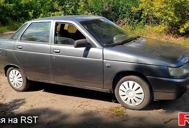 Серый ВАЗ 2110, объемом двигателя 1.5 л и пробегом 0 тыс. км за 1250 $, фото 2 на Automoto.ua