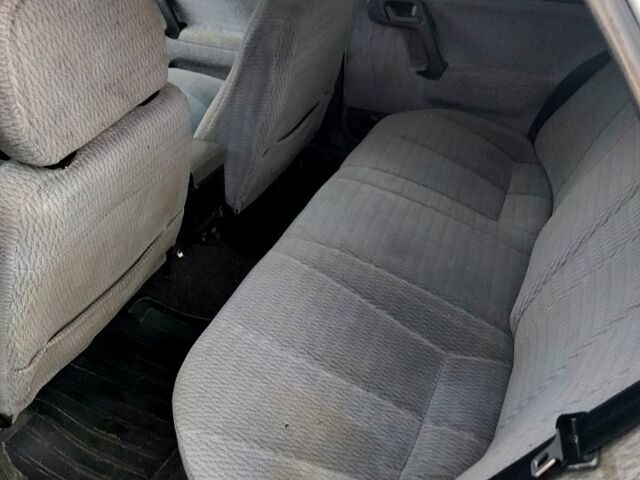 Серый ВАЗ 2110, объемом двигателя 1.5 л и пробегом 280 тыс. км за 1600 $, фото 5 на Automoto.ua