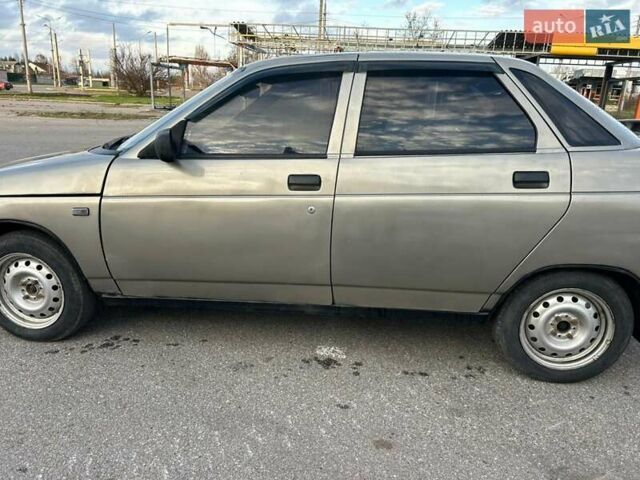 Серый ВАЗ 2110, объемом двигателя 1.5 л и пробегом 300 тыс. км за 1400 $, фото 2 на Automoto.ua