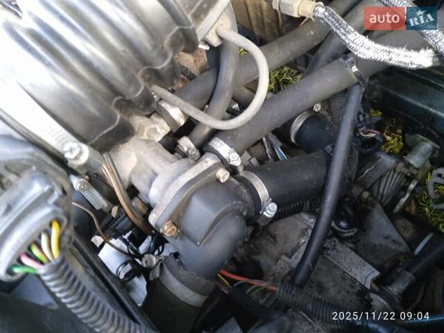 Серый ВАЗ 2110, объемом двигателя 1.5 л и пробегом 340 тыс. км за 2000 $, фото 28 на Automoto.ua