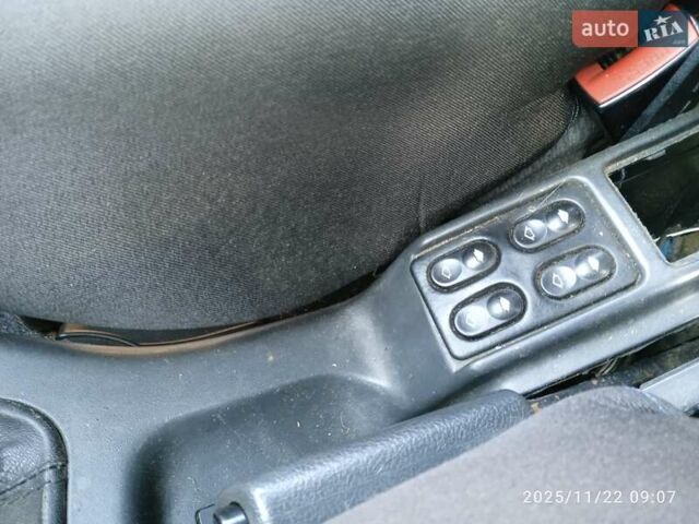 Серый ВАЗ 2110, объемом двигателя 1.5 л и пробегом 340 тыс. км за 2000 $, фото 9 на Automoto.ua