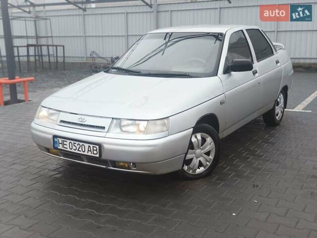 Серый ВАЗ 2110, объемом двигателя 1.5 л и пробегом 200 тыс. км за 1750 $, фото 1 на Automoto.ua