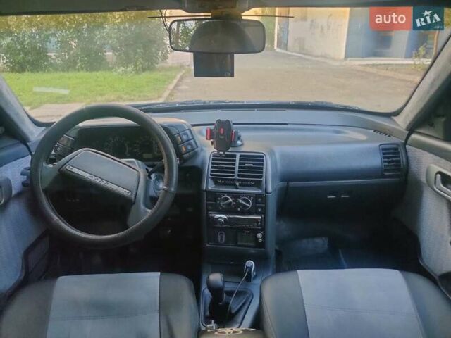 Серый ВАЗ 2110, объемом двигателя 1.5 л и пробегом 186 тыс. км за 2650 $, фото 16 на Automoto.ua