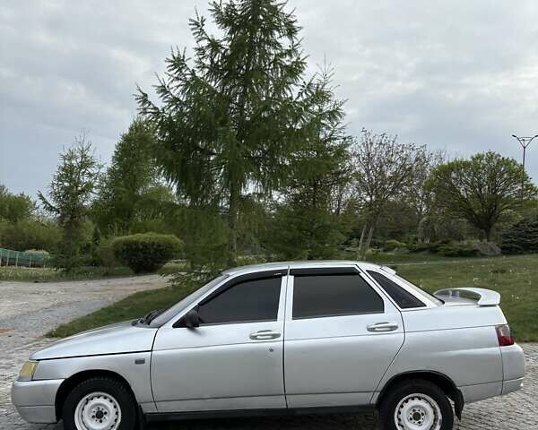 Сірий ВАЗ 2110, об'ємом двигуна 1.5 л та пробігом 263 тис. км за 1999 $, фото 10 на Automoto.ua