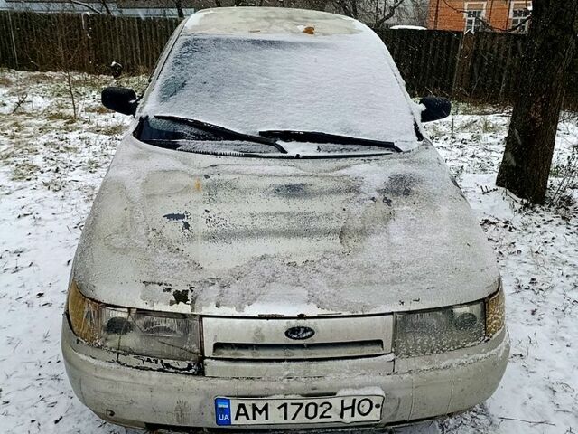 Серый ВАЗ 2110, объемом двигателя 1.5 л и пробегом 280 тыс. км за 750 $, фото 2 на Automoto.ua