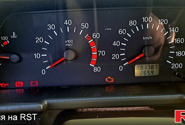 Серый ВАЗ 2110, объемом двигателя 1.5 л и пробегом 282 тыс. км за 1500 $, фото 1 на Automoto.ua