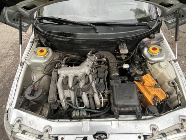 Серый ВАЗ 2110, объемом двигателя 1.5 л и пробегом 293 тыс. км за 1544 $, фото 7 на Automoto.ua