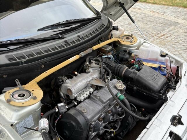 Сірий ВАЗ 2110, об'ємом двигуна 1.5 л та пробігом 263 тис. км за 1999 $, фото 31 на Automoto.ua