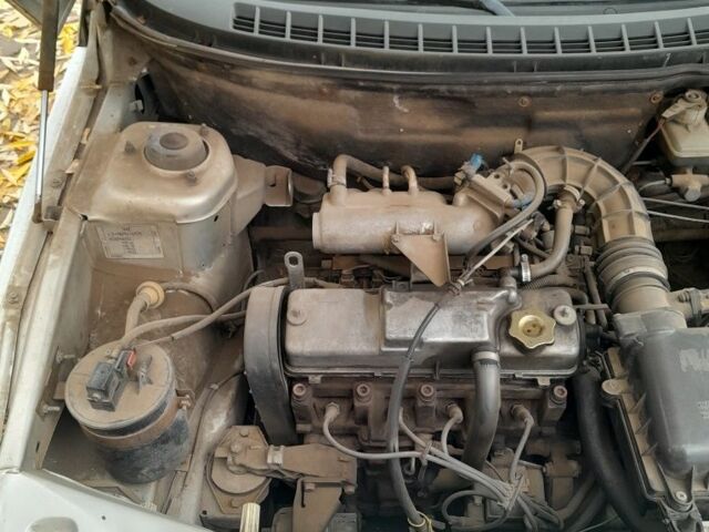 Серый ВАЗ 2110, объемом двигателя 1.5 л и пробегом 215 тыс. км за 1047 $, фото 7 на Automoto.ua