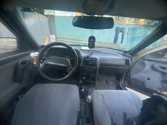 ВАЗ 2110 2002 в Вишневом на Automoto.ua Серый ВАЗ 2110, объемом двигателя 1.5 л и пробегом 307 тыс. км за 1300 $, фото 4 на Automoto.ua