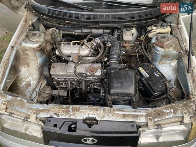 Серый ВАЗ 2110, объемом двигателя 1.5 л и пробегом 202 тыс. км за 1750 $, фото 1 на Automoto.ua
