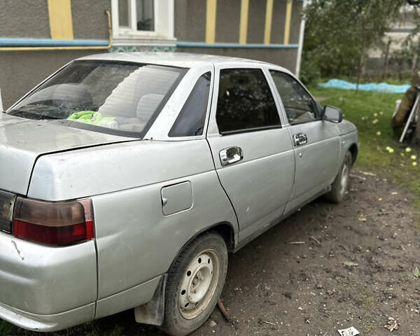 Серый ВАЗ 2110, объемом двигателя 1.5 л и пробегом 300 тыс. км за 900 $, фото 5 на Automoto.ua