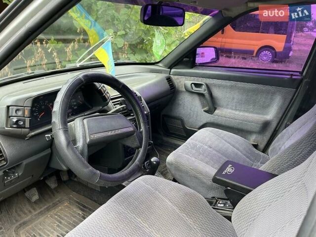 Сірий ВАЗ 2110, об'ємом двигуна 1.5 л та пробігом 307 тис. км за 1700 $, фото 4 на Automoto.ua