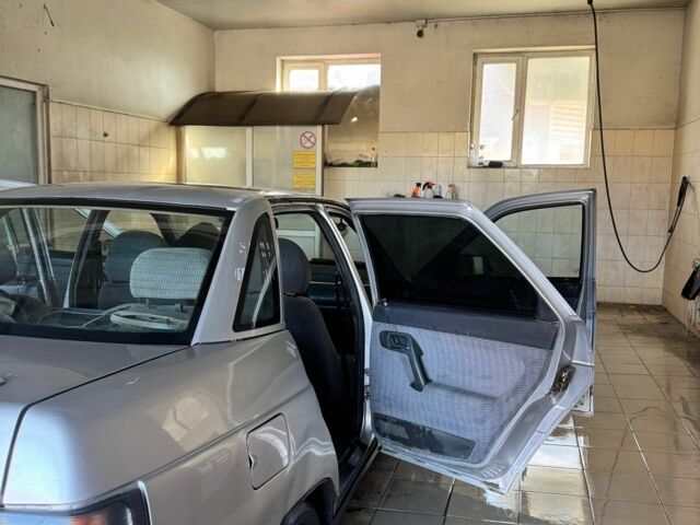 ВАЗ 2110 2003 у Первомайськ на Automoto.ua Сірий ВАЗ 2110, об'ємом двигуна 1.5 л та пробігом 232 тис. км за 1500 $, фото 1 на Automoto.ua