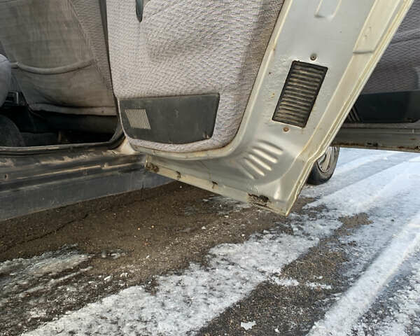 Серый ВАЗ 2110, объемом двигателя 1.5 л и пробегом 181 тыс. км за 1500 $, фото 13 на Automoto.ua