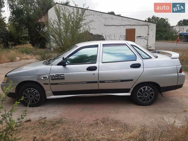 Серый ВАЗ 2110, объемом двигателя 1.5 л и пробегом 148 тыс. км за 2100 $, фото 4 на Automoto.ua