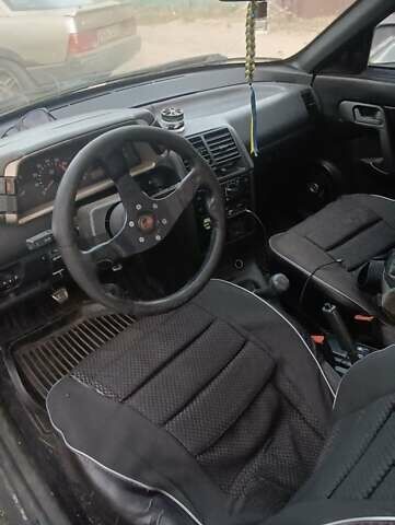 Серый ВАЗ 2110, объемом двигателя 1.5 л и пробегом 10 тыс. км за 1400 $, фото 4 на Automoto.ua