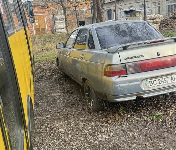Серый ВАЗ 2110, объемом двигателя 1.5 л и пробегом 100 тыс. км за 600 $, фото 1 на Automoto.ua