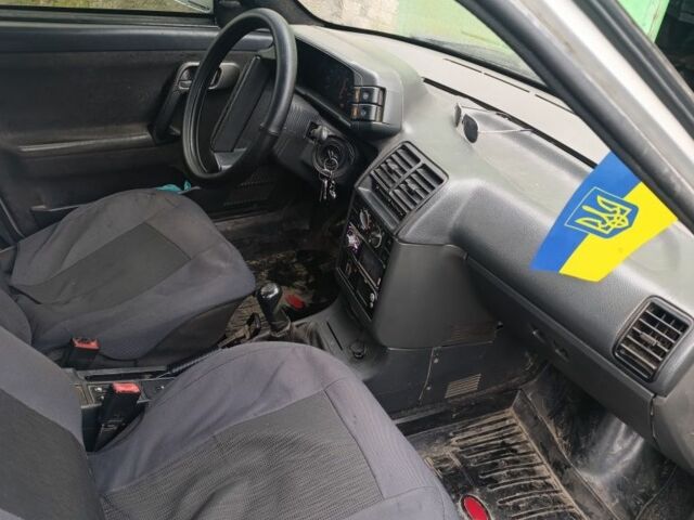 Сірий ВАЗ 2110, об'ємом двигуна 1.5 л та пробігом 444 тис. км за 1100 $, фото 4 на Automoto.ua