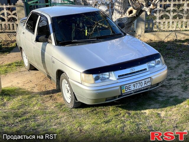 Серый ВАЗ 2110, объемом двигателя 1.5 л и пробегом 250 тыс. км за 1800 $, фото 1 на Automoto.ua