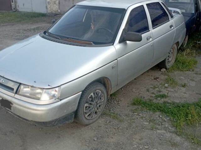 Серый ВАЗ 2110, объемом двигателя 1.5 л и пробегом 200 тыс. км за 700 $, фото 4 на Automoto.ua