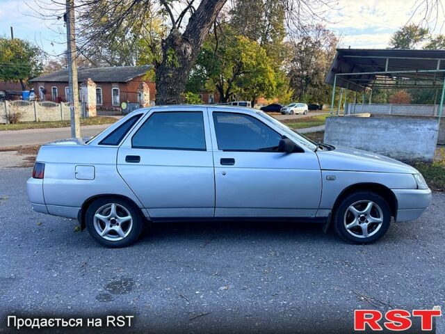 Серый ВАЗ 2110, объемом двигателя 1.5 л и пробегом 200 тыс. км за 1600 $, фото 3 на Automoto.ua