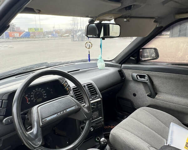 Серый ВАЗ 2110, объемом двигателя 1.5 л и пробегом 250 тыс. км за 1550 $, фото 6 на Automoto.ua