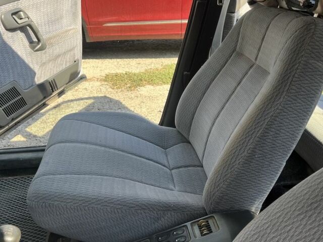 Серый ВАЗ 2110, объемом двигателя 1.5 л и пробегом 227 тыс. км за 1350 $, фото 11 на Automoto.ua