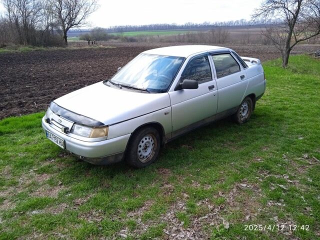 Сірий ВАЗ 2110, об'ємом двигуна 1.5 л та пробігом 218 тис. км за 1350 $, фото 1 на Automoto.ua