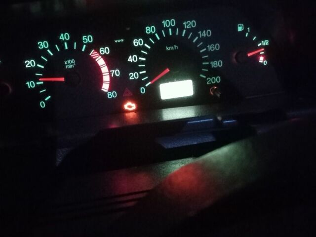 Сірий ВАЗ 2110, об'ємом двигуна 1.5 л та пробігом 200 тис. км за 850 $, фото 3 на Automoto.ua