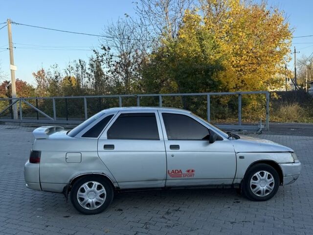 Серый ВАЗ 2110, объемом двигателя 1.5 л и пробегом 200 тыс. км за 1050 $, фото 5 на Automoto.ua