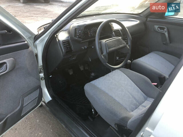 Сірий ВАЗ 2110, об'ємом двигуна 1.5 л та пробігом 74 тис. км за 2450 $, фото 8 на Automoto.ua