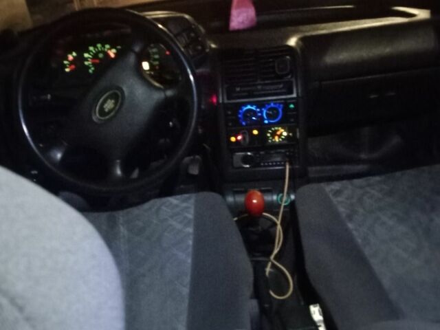 Сірий ВАЗ 2110, об'ємом двигуна 1.5 л та пробігом 200 тис. км за 850 $, фото 8 на Automoto.ua