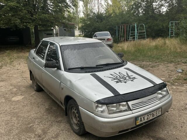 Серый ВАЗ 2110, объемом двигателя 1.5 л и пробегом 111 тыс. км за 798 $, фото 2 на Automoto.ua