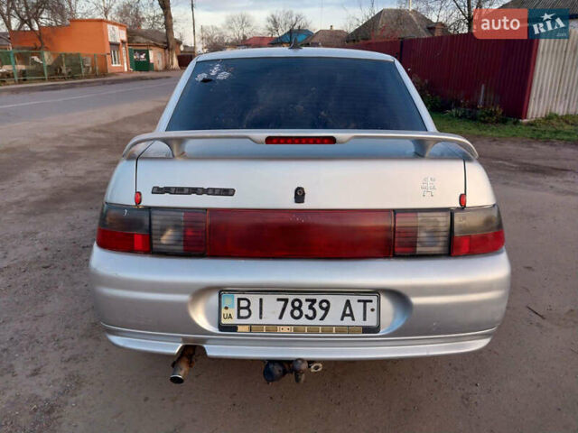 Серый ВАЗ 2110, объемом двигателя 1.5 л и пробегом 370 тыс. км за 1350 $, фото 2 на Automoto.ua