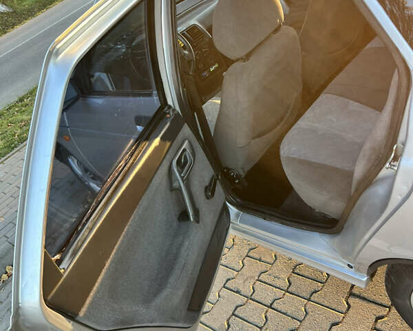 Серый ВАЗ 2110, объемом двигателя 1.6 л и пробегом 50 тыс. км за 1500 $, фото 7 на Automoto.ua