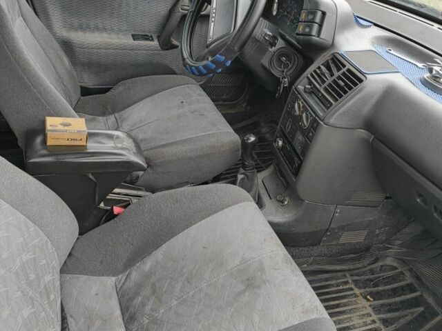 Серый ВАЗ 2110, объемом двигателя 1.5 л и пробегом 240 тыс. км за 1100 $, фото 4 на Automoto.ua