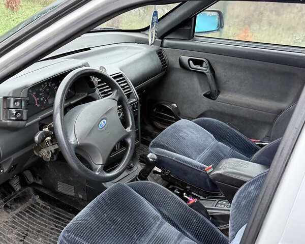 Сірий ВАЗ 2110, об'ємом двигуна 1.5 л та пробігом 220 тис. км за 1200 $, фото 5 на Automoto.ua