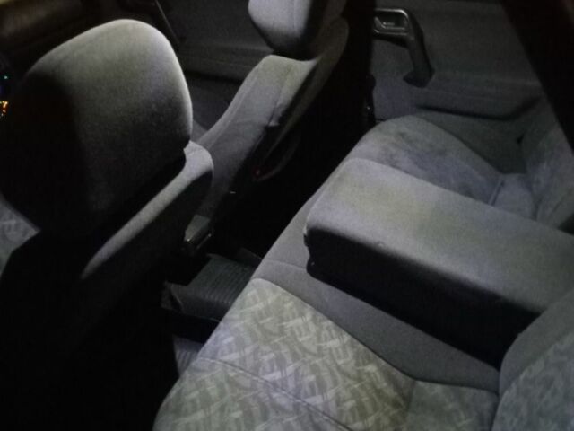 Сірий ВАЗ 2110, об'ємом двигуна 1.5 л та пробігом 200 тис. км за 850 $, фото 4 на Automoto.ua