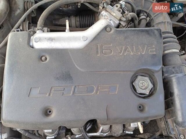 Серый ВАЗ 2110, объемом двигателя 1.5 л и пробегом 130 тыс. км за 1500 $, фото 4 на Automoto.ua
