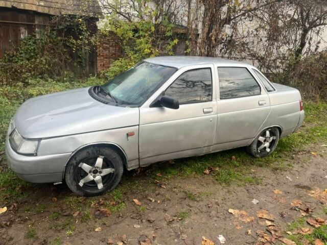 Серый ВАЗ 2110, объемом двигателя 1 л и пробегом 20 тыс. км за 595 $, фото 2 на Automoto.ua