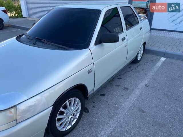 Серый ВАЗ 2110, объемом двигателя 1.5 л и пробегом 148 тыс. км за 1900 $, фото 5 на Automoto.ua