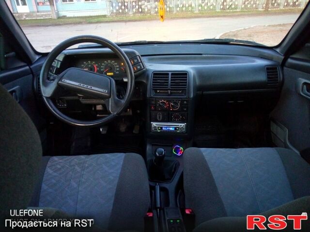 Серый ВАЗ 2110, объемом двигателя 1.5 л и пробегом 161 тыс. км за 2300 $, фото 6 на Automoto.ua