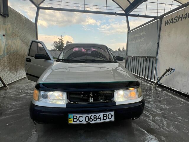 Серый ВАЗ 2110, объемом двигателя 1.5 л и пробегом 300 тыс. км за 726 $, фото 4 на Automoto.ua