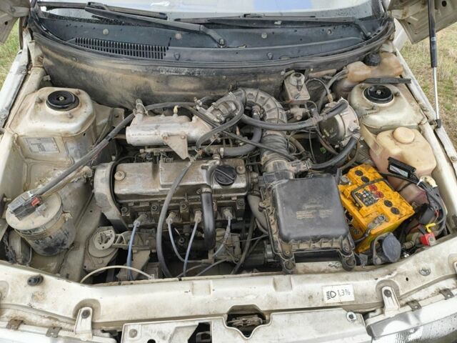 Серый ВАЗ 2110, объемом двигателя 1.5 л и пробегом 240 тыс. км за 1100 $, фото 6 на Automoto.ua