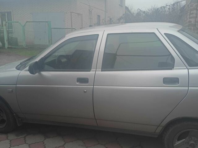 Серый ВАЗ 2110, объемом двигателя 1.6 л и пробегом 130 тыс. км за 999 $, фото 2 на Automoto.ua